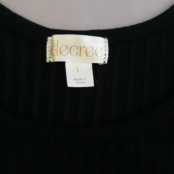 Decree Ribbed Top - Picture 4 of 7